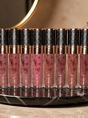 Hello Kitty Lip Gloss Set Of 8 Rose & Nude Tones w/Faux Leather Top With HK/LV